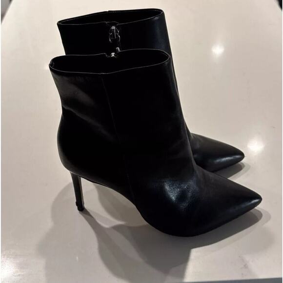 SCHUTZ Women’s Leather Pointed Toe Black Ankle Bootie Size 8.5 READ - Picture 2 of 16